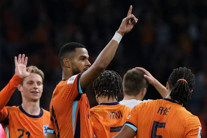 Verbluffende overwinning voor de Faeröer houdt de hoop op het WK levend; Nederland, Schotland en Kroatië winnen