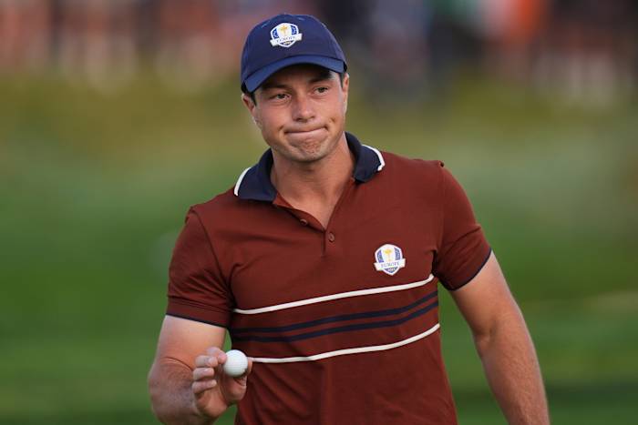 Viktor Hovland uit Ryder Cup singles met blessure. Harris Engels moet zitten