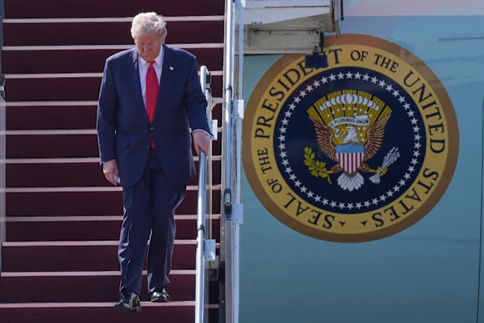 Voor de nieuwe leider van Japan zou de sleutel tot verbinding met Trump een Ford F-150-truck kunnen zijn