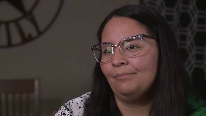 'Ze hebben ons in de steek gelaten': moeder zoekt naar antwoorden nadat voetballer van Lytle HS gewond raakte tijdens handgemeen in de kleedkamer