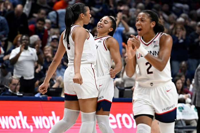 Baylor en Zuid-Californië springen naar de top 10 van de AP Top 25 voor dames, UConn en South Carolina 1-2