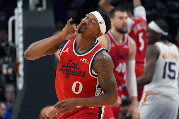 Bradley Beal van Clippers is dit seizoen uitgeschakeld vanwege een heupfractuur en zal een operatie ondergaan