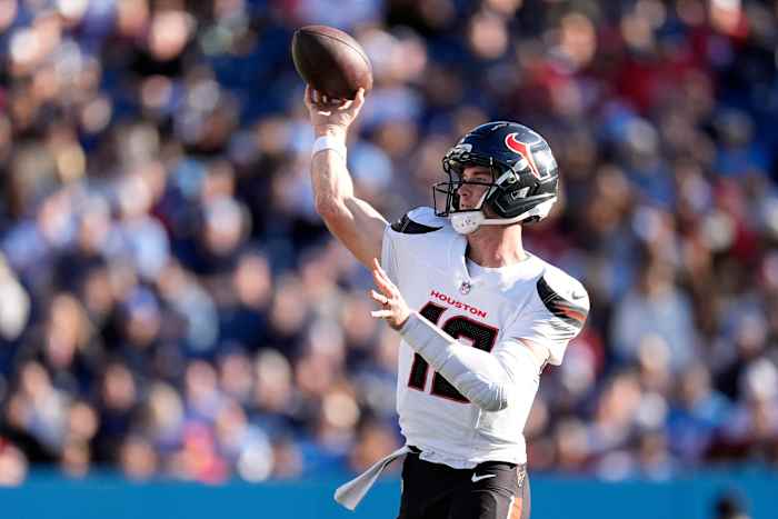 Davis Mills leidt Texanen naar een 16-13 overwinning op Titans na Wright's velddoelpunt dat de wedstrijd beëindigde