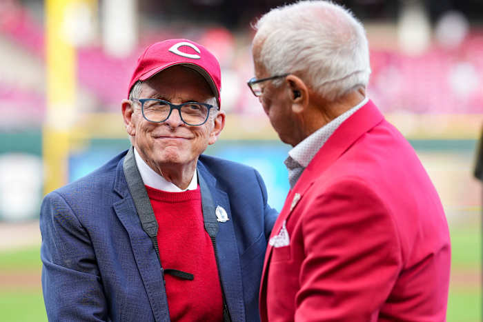 De gouverneur van Ohio, Mike DeWine, heeft een wet ondertekend die sportweddenschappen legaliseert. Hij zegt nu dat hij ertegen is