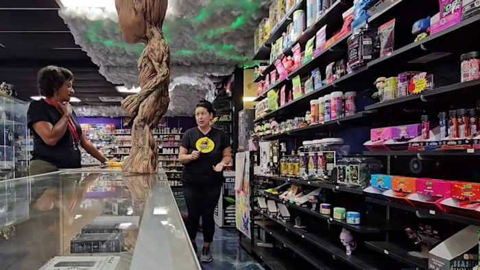 Detailhandelaar dringt aan op veiligheid nadat 1-jarig meisje uit San Antonio 'eetbare' cannabis binnenkrijgt