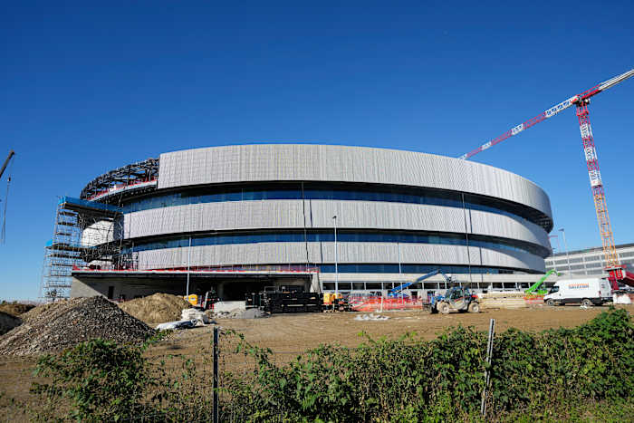 Geen back-upplan voor de Olympische ijshockeyarena, aangezien de bouw tot aan de draad gaat