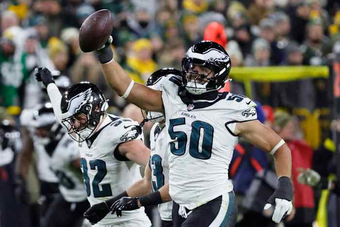 Het productieve Eagles-debuut van Jaelan Phillips zorgt voor een dominante verdediging in de 10-7 overwinning op Packers