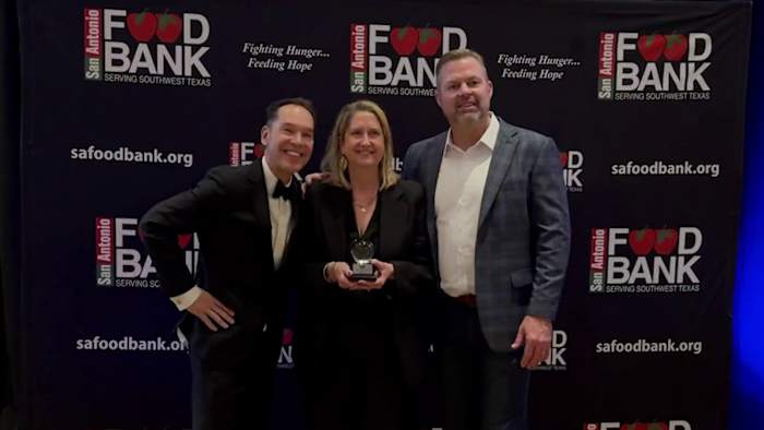 KSAT 12 erkend als Hunger Fighter of Year 2025 voor Gift of Voice