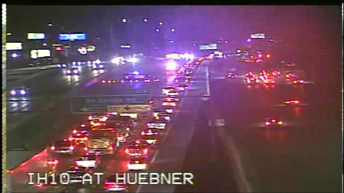 Man geïdentificeerd na overlijden bij ongeval met motorfiets en 18-wieler op Interstate 10, zegt het kantoor van ME