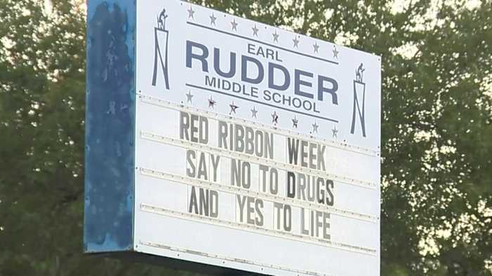 Northside ISD geeft update over de toestand van de Rudder MS-student die de straat overstak