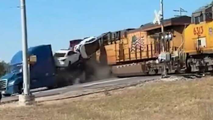 Recente ongevallen waarbij treinen betrokken zijn, herinneren ons aan de gevaren op spoorwegovergangen