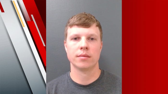 SAFD-brandweeringenieur gearresteerd wegens vermeende DWI in New Braunfels, aldus de gegevens