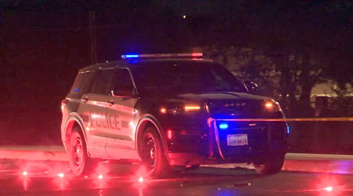 San Antonio erkent de levens die verloren zijn gegaan door verkeersongevallen, aangezien het aantal sterfgevallen in 2025 de top 100 bedraagt