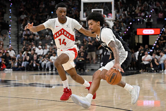 Spurs-rookie Dylan Harper keert terug tegen Trail Blazers na 3 1/2 week gemist te hebben met een kuitblessure