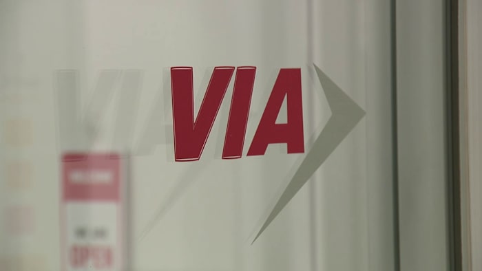 VIA Metropolitan Transit opent een nieuw kantoor aan de East Side voorafgaand aan het Silver Line-project