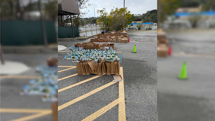 Veteranen verdelen meer dan 500 Thanksgiving-maaltijddozen onder de gemeenschap van San Antonio