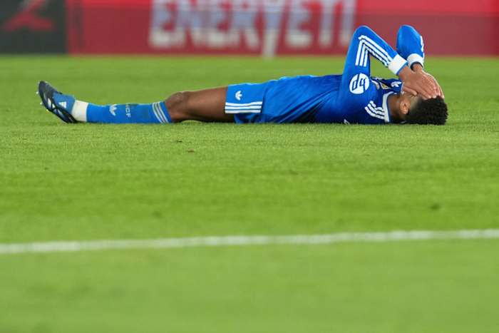 Winless streak van Real Madrid zet zich voort met 2-2 gelijkspel bij Elche, Bellingham krijgt late gelijkmaker