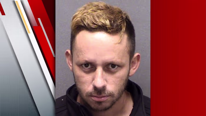 Man betrokken bij vuurgevecht waarbij twee agenten uit Bexar County gewond raakten, was in 2024 gedeporteerd, zegt de sheriff