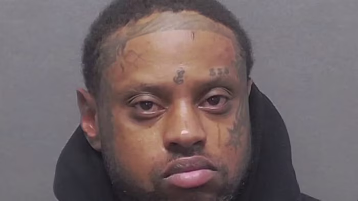 De vermoedelijke dief heeft voor meer dan $ 200.000 aan sieraden gestolen van bedrijven in San Antonio, zegt de politie