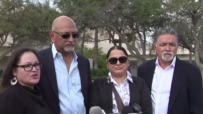 'Incompetent': Familie van het slachtoffer van de schietpartij op de Robb-basisschool spreekt zijn teleurstelling uit over de officier van justitie in Uvalde County