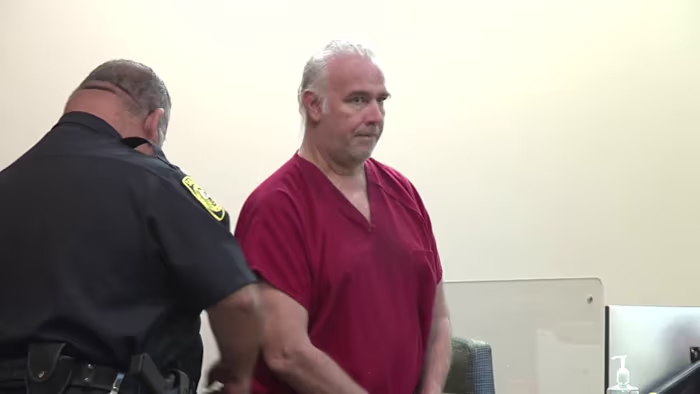 Moordverdachte Brad Simpson wordt weer in de rechtbank verwacht voor een hoorzitting