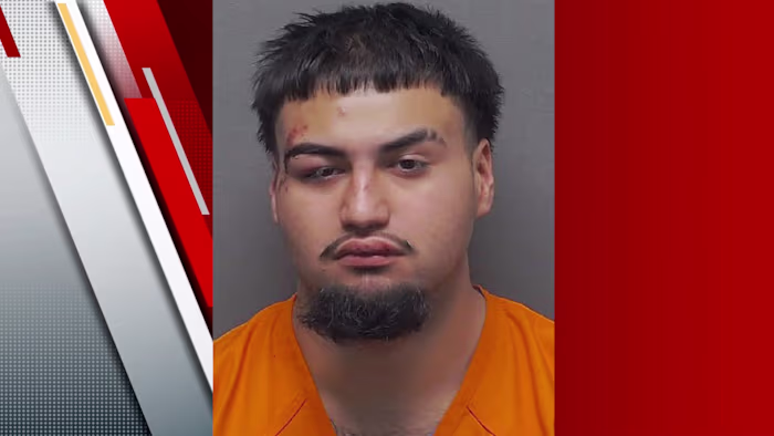 SAPD identificeert de man die is gearresteerd in verband met een achtervolging te voet aan de Northwest Side