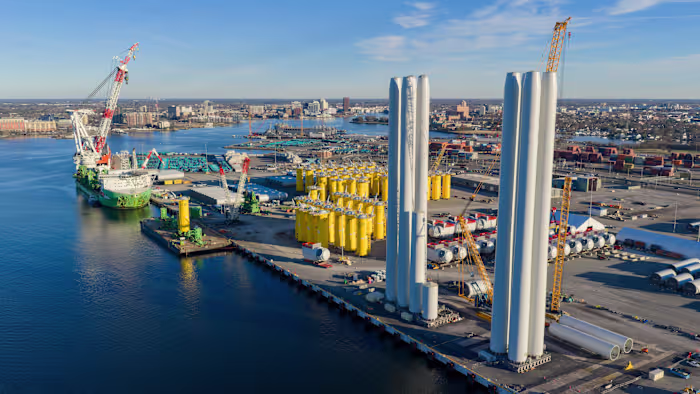 Trumps bevriezing van een offshore windproject wordt onderzocht door een door hem benoemde rechter