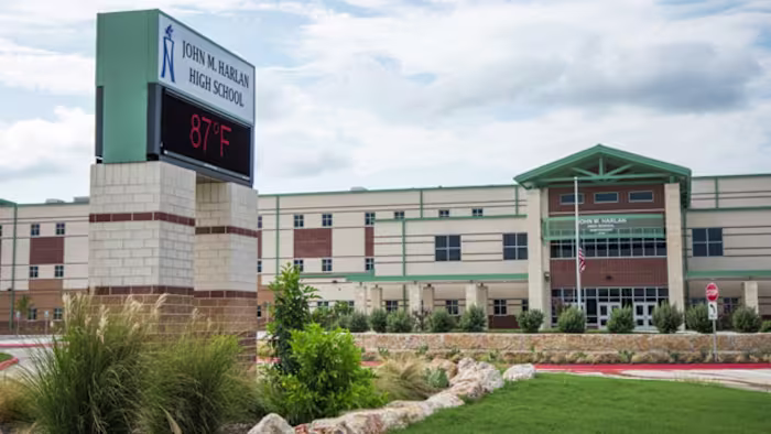 Northside ISD: Student gevonden met pistool op Harlan High School