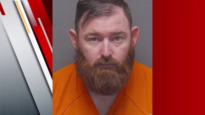 SAISD-leraar gearresteerd, beschuldigd van onfatsoenlijke blootstelling aan 9-jarig meisje, zegt sheriff