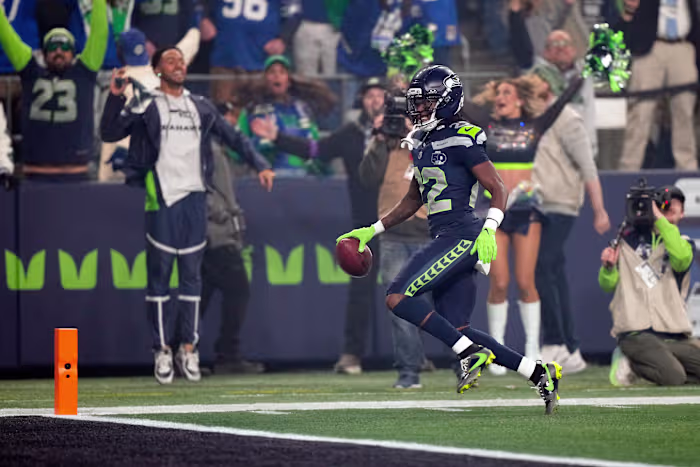 Seahawks domineren 49ers vanaf openingsschop en gaan door naar NFC-titelspel met 41-6 overwinning