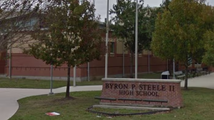 Steele HS-lessen zijn woensdag geannuleerd vanwege bommelding, de politie zegt dat andere scholen soortgelijke berichten hebben ontvangen