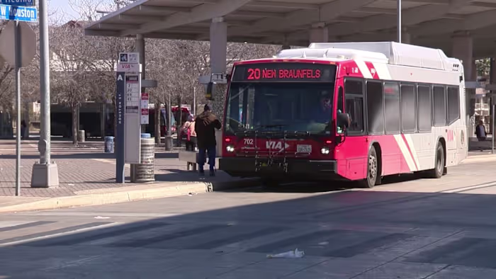 Vakbond VIA 'niet mee' met gratis bustarief