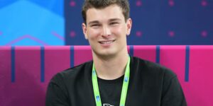 AP Mock Draft 1.0: Edge rushers gaan 2-3-4 nadat Raiders QB Fernando Mendoza nr. 1 overall pakken