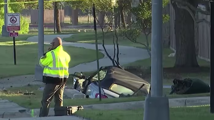 Autoriteiten identificeren twee tieners (16) die zijn omgekomen tijdens een poging om agenten in het westen van Bexar County te ontvluchten