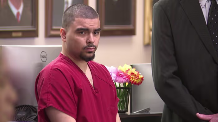 De families van de slachtoffers klinken op Bexar County DA nadat de beschuldigde dubbele moordenaar een gevangenisstraf van 50 jaar krijgt