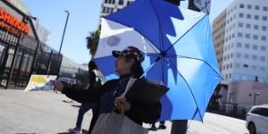 De hittegolf in de winter zorgt ervoor dat de temperaturen in Zuid-Californië de jaren negentig in gaan