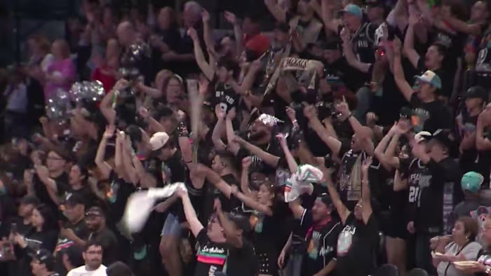 Spurs winnen thuis na weken weg te zijn geweest voor hun Rodeo Road Trip