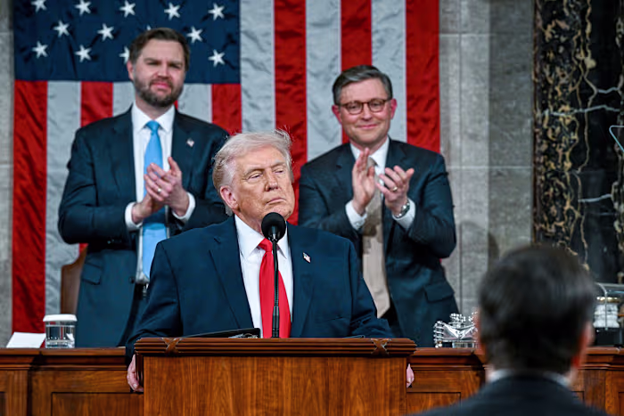 Trump pleit voor zijn aanpak van het buitenlands beleid bij State of the Union