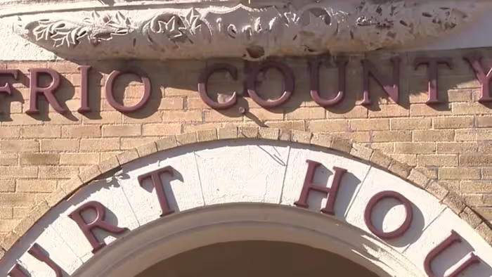 Voormalig verkiezingsrechter van Frio County noemt de rechtszaak ter waarde van $50 miljoen 'intimidatie van getuigen' in verband met het stemmenoogstonderzoek