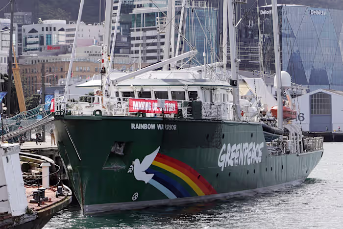 Wat u moet weten over Greenpeace en de rechtszaak over de oliepijpleiding die de toekomst van Greenpeace bedreigt