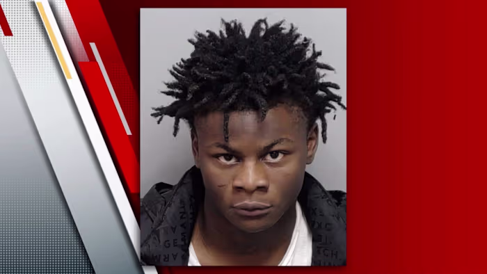 18-jarige man beschuldigd van moord in verband met de schietpartij in West Side, aldus een beëdigde verklaring