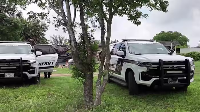 'Brokken eruit gehaald': hondenaanval stuurt vrouw naar ziekenhuis in het zuiden van Bexar County