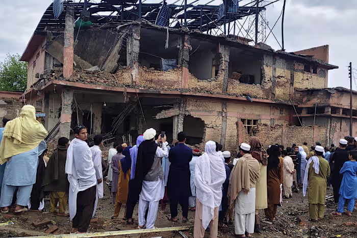 China zegt dat de vredesbesprekingen tussen Afghanistan en Pakistan vorderen