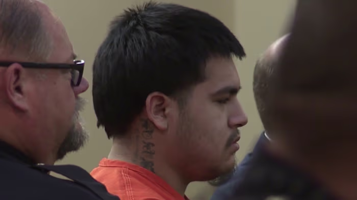 Een man uit Bexar County aanvaardt een pleidooiovereenkomst en is veroordeeld tot 50 jaar gevangenisstraf voor afzonderlijke moorden