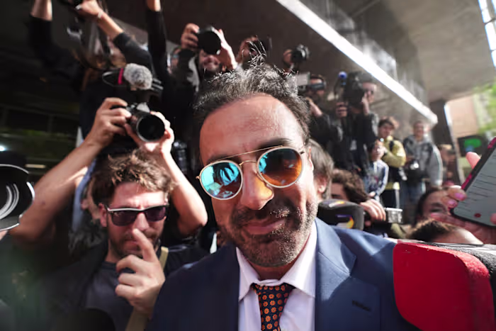 In Argentinië wordt een nieuw proces over de dood van Diego Maradona hervat tegen zeven beroepsbeoefenaren in de gezondheidszorg