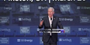 In schijnbare verwarring zegt minister van Energie Wright dat de VS ‘de verkeerde kant op gaan’