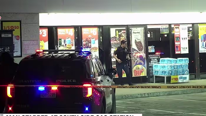 Medewerker van een tankstation steekt tiener neer uit 'zelfverdediging' nadat geschil over bier escaleert, zegt SAPD