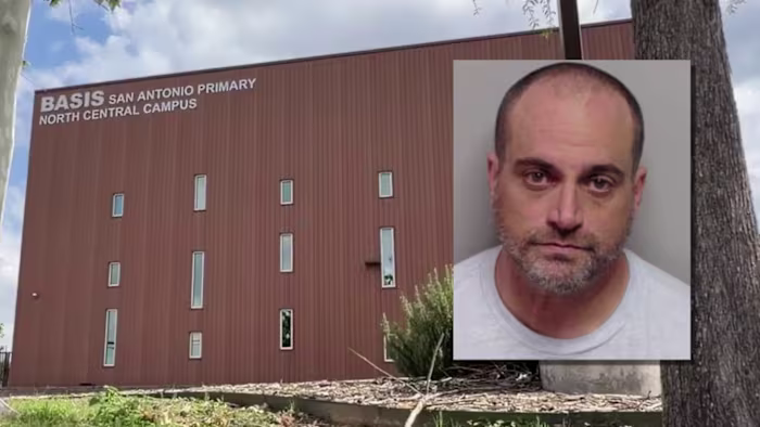 Ouders geschokt nadat voormalig leraar beschuldigd werd van het bedreigen van de North Side Charter School