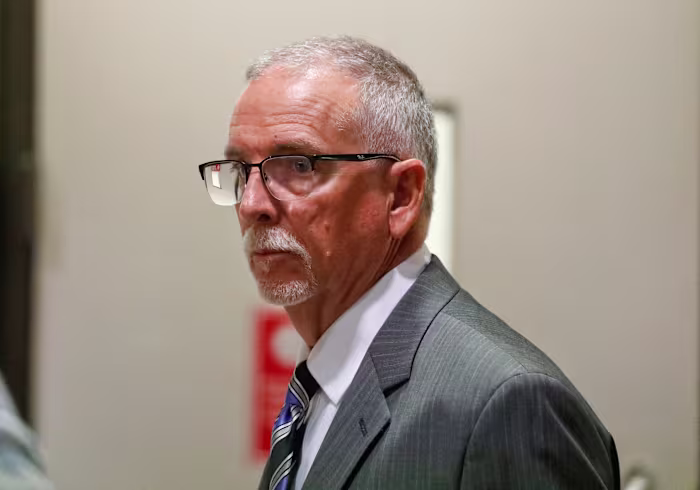 Voormalig UCLA-gynaecoloog pleit schuldig aan seksueel misbruik nadat een eerdere veroordeling werd vernietigd