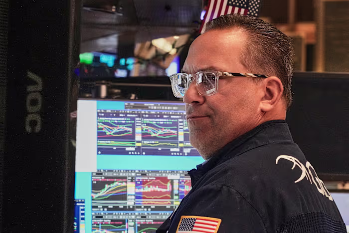 Amerikaanse aandelen stijgen naar het einde van hun beste maand sinds 2020, zelfs toen de olieprijzen kelderden